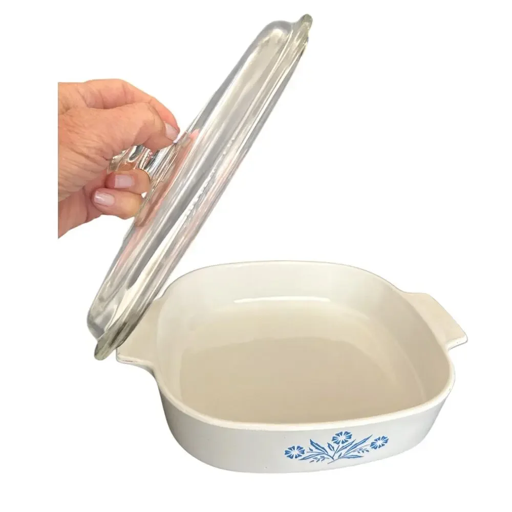 CorningWare 8x8 White Caserole Dish with Pyrex Glass Lid